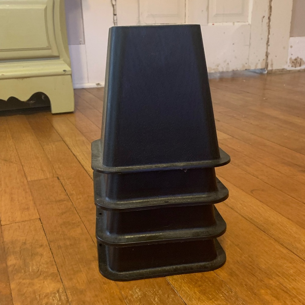 Bed Risers - Picture 1 of 1